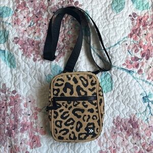Thread Leopard Print Crossbody Bag